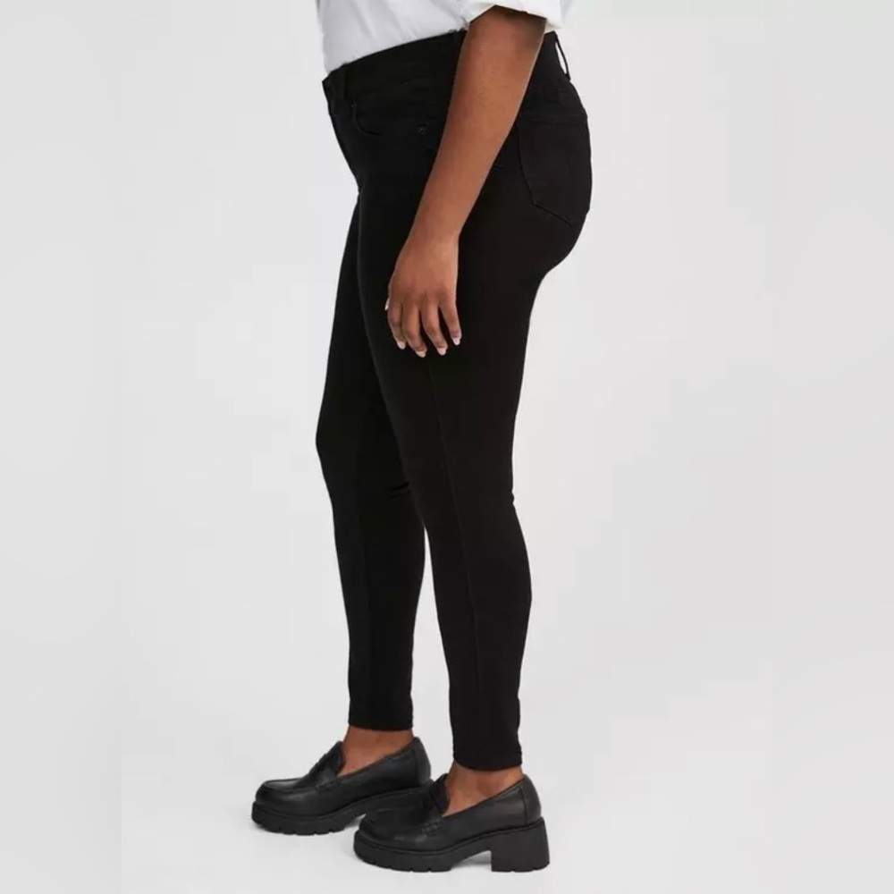 Torrid Bombshell Premium Stretch Skinny Jean EXTRA TALL - Picture 4 of 6